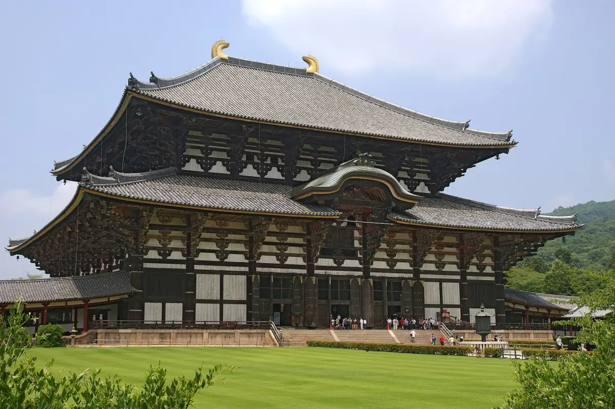 Die Daibutsuden, die Halle des Großen Buddha im Todai-ji
